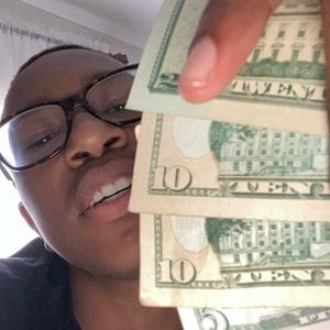 Meet your Posher, Delmonie